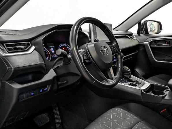Toyota RAV4 V (XA50) с пробегом 2021 года, цена 3 700 000 рублей, 72310 км, внедорожник, Автокод Объявления