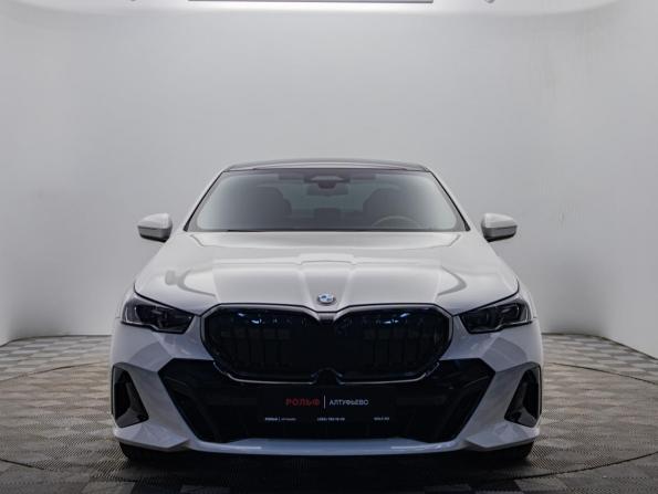 BMW 5 серии VIII (G60/G61/G68) с пробегом 2024 года, цена 7 780 000 рублей, 25502 км, седан, Автокод Объявления