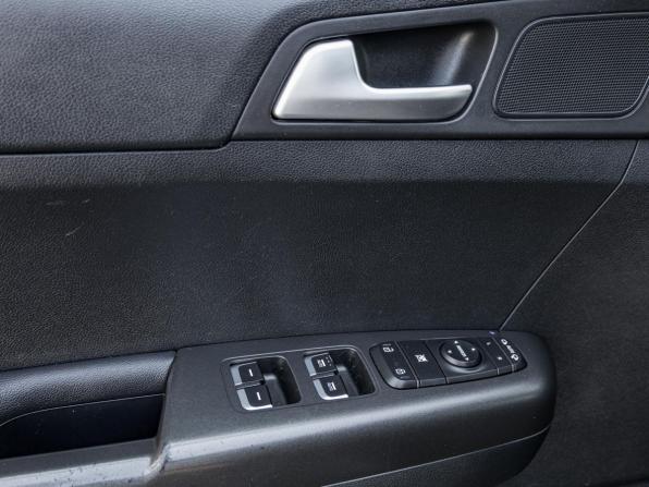 Kia Sportage IV Рестайлинг с пробегом 2019 года, цена 1 991 600 рублей, 123000 км, внедорожник, Автокод Объявления