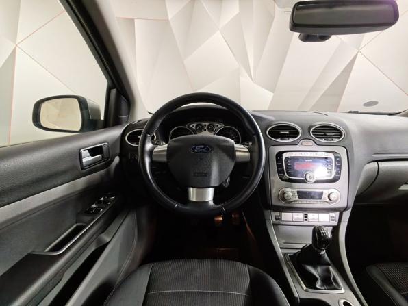 Ford Focus II Рестайлинг с пробегом 2010 года, цена 835 000 рублей, 80829 км, седан, Автокод Объявления