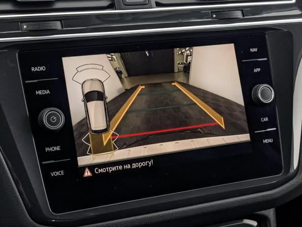 Volkswagen Tiguan II Рестайлинг с пробегом 2021 года, цена 3 630 000 рублей, 51800 км, внедорожник, Автокод Объявления