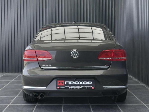 Volkswagen Passat B7 с пробегом 2013 года, цена 1 167 000 рублей, 177875 км, седан, Автокод Объявления