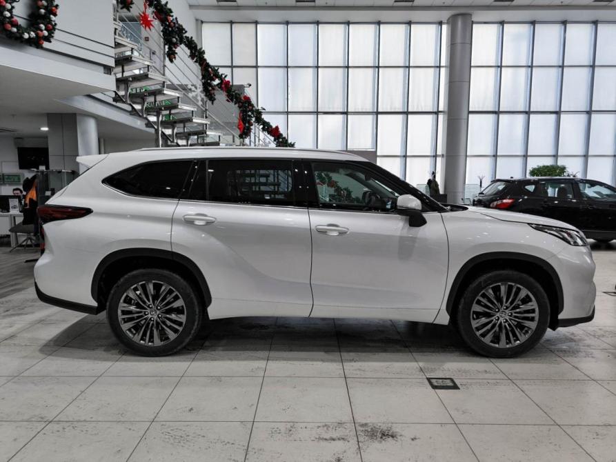 Toyota Highlander IV (XU70) Казань  - изображение 5