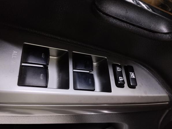 Toyota Land Cruiser 200 Series Рестайлинг 1 с пробегом 2015 года, цена 4 400 000 рублей, 265184 км, внедорожник, Автокод Объявления