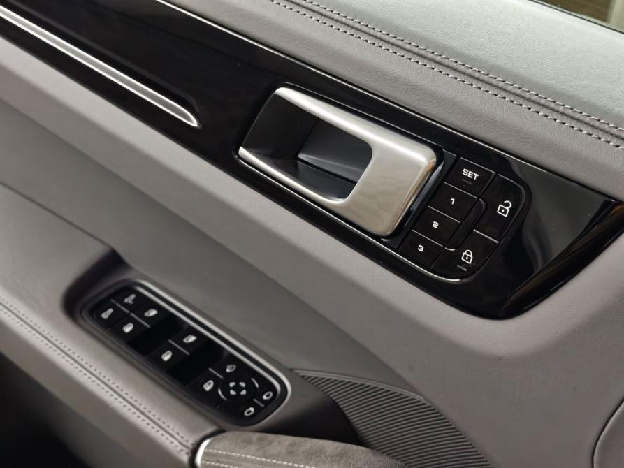 Porsche Cayenne III Москва  - изображение 21