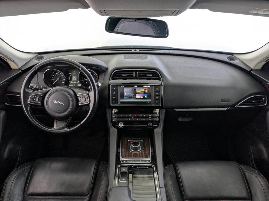 Jaguar F-Pace I Москва  - изображение 28