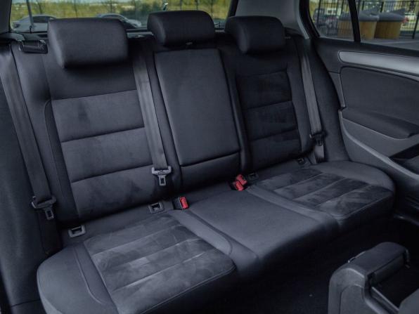 Volkswagen Golf VI с пробегом 2009 года, цена 610 000 рублей, 320000 км, хэтчбек, Автокод Объявления