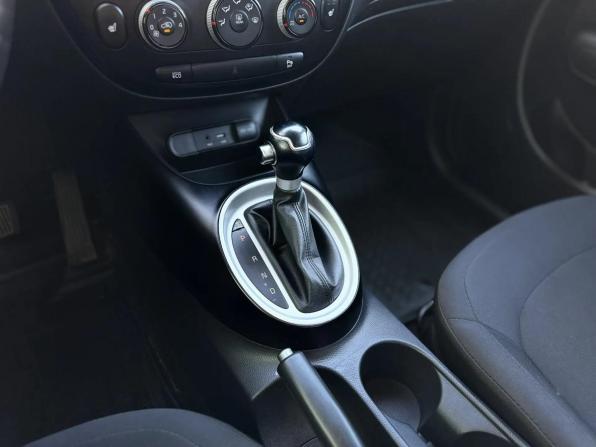 Kia Soul II с пробегом 2016 года, цена 1 379 000 рублей, 157600 км, хэтчбек, Автокод Объявления