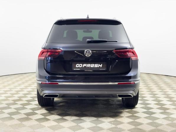 Volkswagen Tiguan II с пробегом 2018 года, цена 3 814 900 рублей, 91797 км, внедорожник, Автокод Объявления