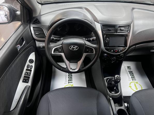 Hyundai Solaris I с пробегом 2011 года, цена 745 000 рублей, 184261 км, седан, Автокод Объявления