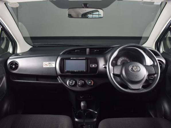 Toyota Vitz III (XP130) Рестайлинг 2 с пробегом 2019 года, цена 1 035 995 рублей, 67762 км, хэтчбек, Автокод Объявления