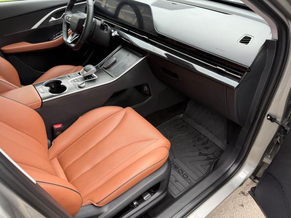 Omoda C5 I с пробегом 2023 года, цена 1 625 000 рублей, 47244 км, внедорожник, Автокод Объявления