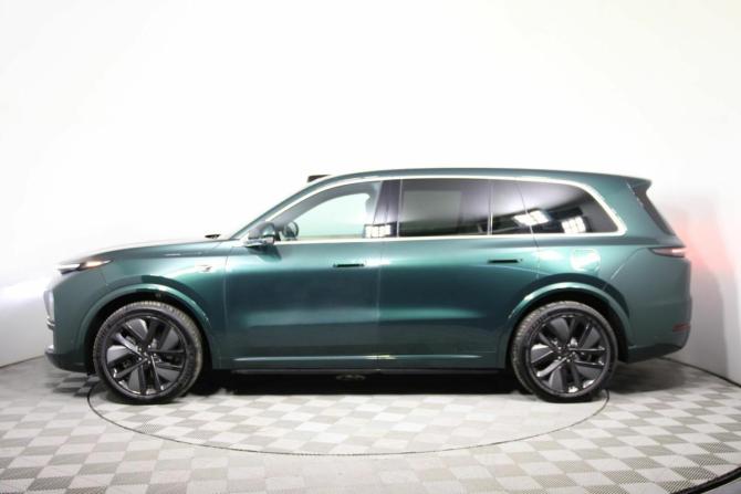 Новый Li Auto (Lixiang) L9 I Рестайлинг 2026 года, цена 12 139 000 рублей, внедорожник, Автокод Объявления