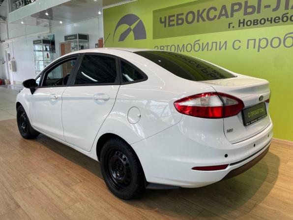 Ford Fiesta Mk6 Рестайлинг с пробегом 2016 года, цена 699 000 рублей, 151700 км, седан, Автокод Объявления