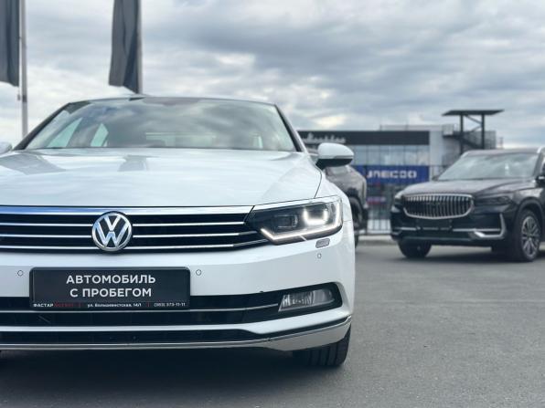 Volkswagen Passat B8 с пробегом 2015 года, цена 1 650 000 рублей, 235001 км, седан, Автокод Объявления