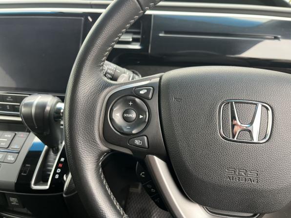 Honda Stepwgn V Рестайлинг с пробегом 2020 года, цена 2 299 000 рублей, 124831 км, минивэн, Автокод Объявления