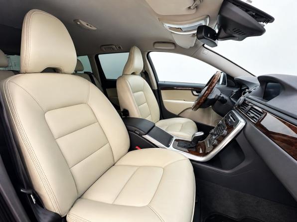 Volvo XC70 II с пробегом 2012 года, цена 1 580 000 рублей, 225425 км, универсал, Автокод Объявления