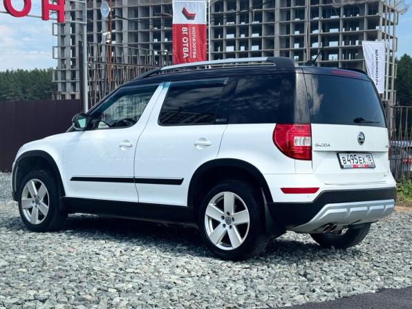 Skoda Yeti I Рестайлинг с пробегом 2017 года, цена 1 719 000 рублей, 123000 км, внедорожник, Автокод Объявления