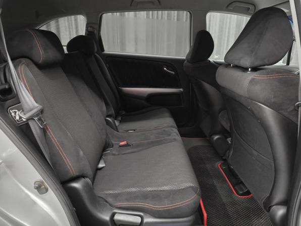 Honda Stream II Рестайлинг с пробегом 2010 года, цена 1 189 000 рублей, 136000 км, минивэн, Автокод Объявления