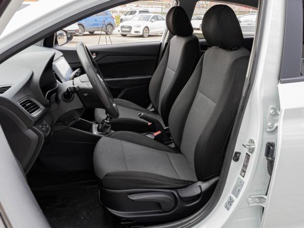 Hyundai Solaris II с пробегом 2019 года, цена 1 278 070 рублей, 49429 км, седан, Автокод Объявления