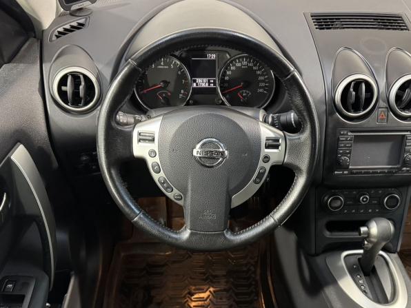 Nissan Qashqai I Рестайлинг с пробегом 2012 года, цена 819 800 рублей, 235000 км, внедорожник, Автокод Объявления