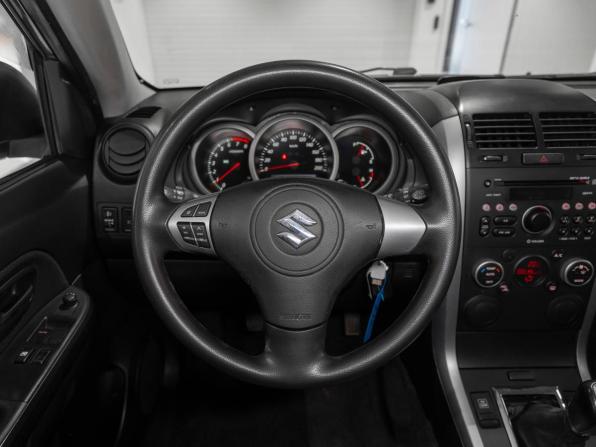 Suzuki Grand Vitara II Рестайлинг с пробегом 2011 года, цена 1 195 000 рублей, 98905 км, внедорожник, Автокод Объявления