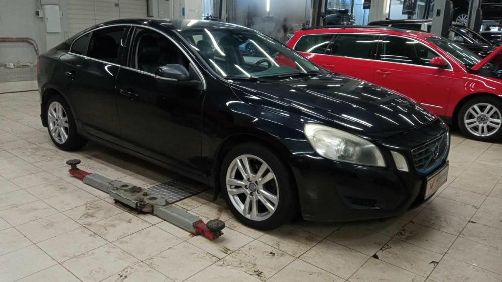 Volvo S60 II Санкт-Петербург  - изображение 1
