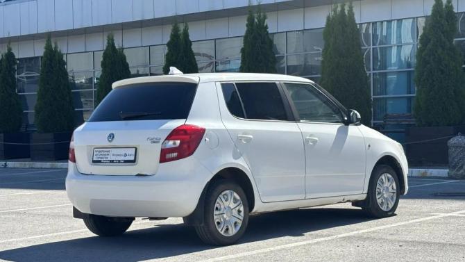 Skoda Fabia II Рестайлинг с пробегом 2011 года, цена 420 000 рублей, 253368 км, хэтчбек, Автокод Объявления