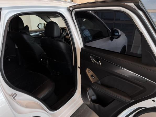 Haval Jolion I с пробегом 2023 года, цена 2 275 000 рублей, 53185 км, внедорожник, Автокод Объявления
