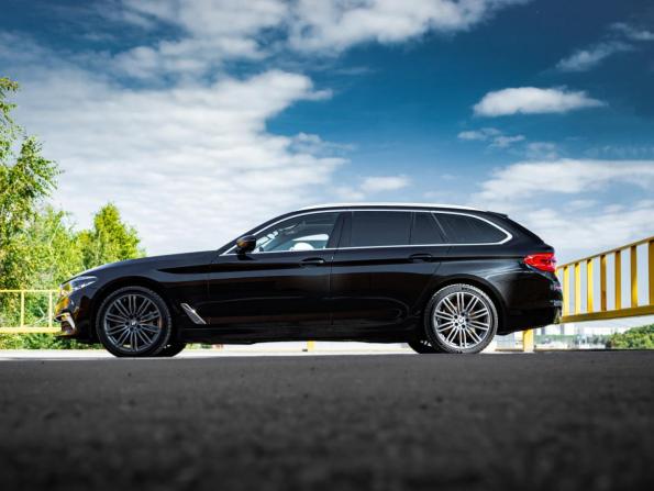 BMW 5 серии VII (G30/G31/G38) с пробегом 2019 года, цена 5 500 000 рублей, 63050 км, универсал, Автокод Объявления