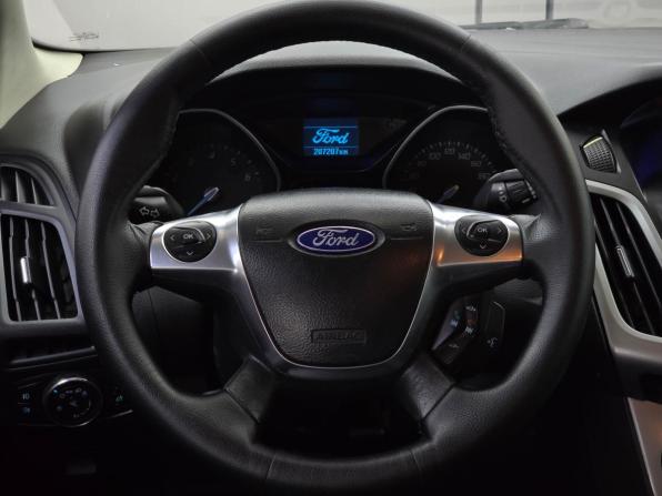 Ford Focus III с пробегом 2012 года, цена 899 000 рублей, 207000 км, седан, Автокод Объявления