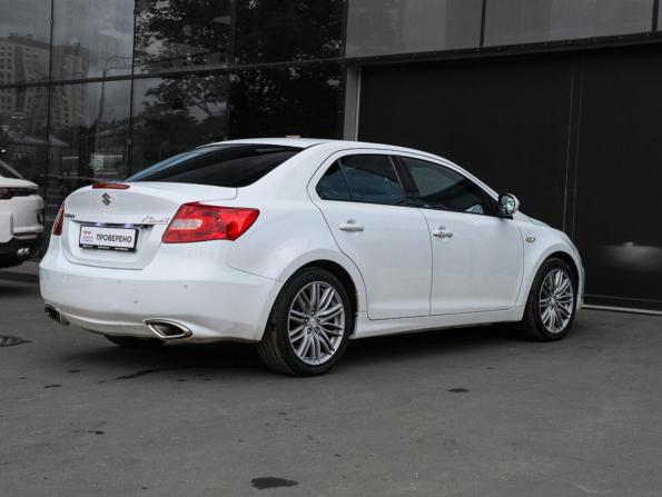 Suzuki Kizashi с пробегом 2011 года, цена 1 050 000 рублей, 309997 км, седан, Автокод Объявления