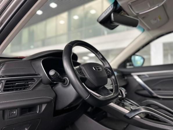 Geely Atlas Pro с пробегом 2023 года, цена 2 245 000 рублей, 32768 км, внедорожник, Автокод Объявления