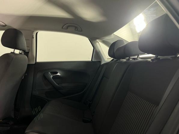 Volkswagen Polo V с пробегом 2010 года, цена 599 000 рублей, 164000 км, седан, Автокод Объявления