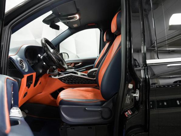 Mercedes-Benz Vito III (W447) с пробегом 2023 года, цена 9 000 000 рублей, 30846 км, минивэн, Автокод Объявления