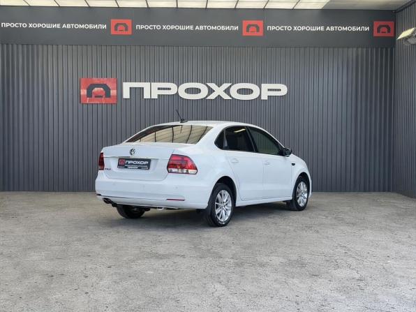 Volkswagen Polo V Рестайлинг с пробегом 2017 года, цена 1 447 000 рублей, 78351 км, седан, Автокод Объявления