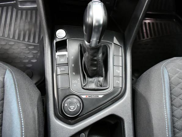 Volkswagen Tiguan II с пробегом 2019 года, цена 3 097 000 рублей, 67300 км, внедорожник, Автокод Объявления