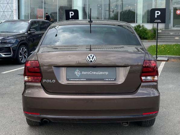 Volkswagen Polo V Рестайлинг с пробегом 2018 года, цена 1 280 000 рублей, 115000 км, седан, Автокод Объявления