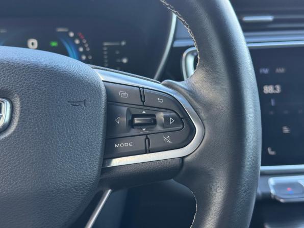 Geely Atlas Pro с пробегом 2023 года, цена 1 700 000 рублей, 103833 км, внедорожник, Автокод Объявления
