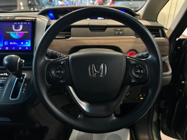 Honda Freed II Рестайлинг с пробегом 2020 года, цена 2 220 000 рублей, 81151 км, компактвэн, Автокод Объявления