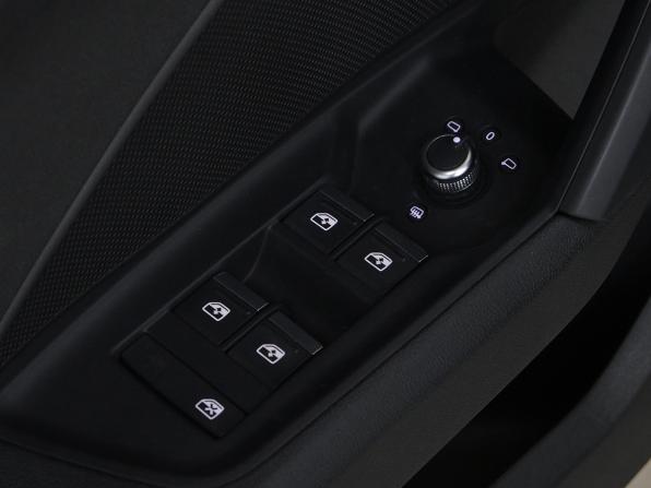 Audi A3 IV (8Y) с пробегом 2021 года, цена 2 890 000 рублей, 45425 км, седан, Автокод Объявления