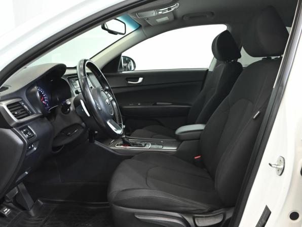 Kia Optima IV Рестайлинг с пробегом 2018 года, цена 2 000 000 рублей, 143036 км, седан, Автокод Объявления