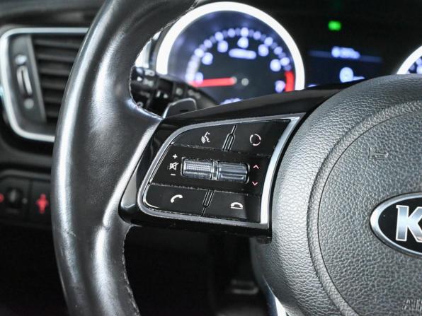 Kia Ceed III с пробегом 2019 года, цена 1 790 000 рублей, 79311 км, универсал, Автокод Объявления
