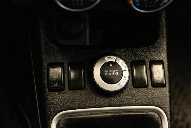 Nissan X-Trail II Рестайлинг с пробегом 2012 года, цена 1 575 000 рублей, 169212 км, внедорожник, Автокод Объявления