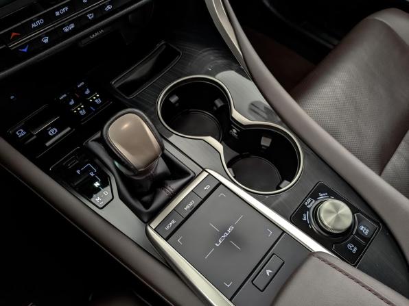 Lexus RX IV Рестайлинг с пробегом 2020 года, цена 4 850 000 рублей, 102950 км, внедорожник, Автокод Объявления