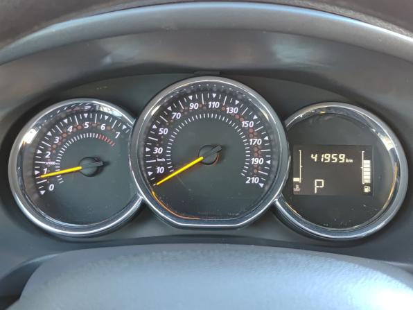 Renault Logan II Рестайлинг с пробегом 2020 года, цена 1 385 000 рублей, 42000 км, седан, Автокод Объявления