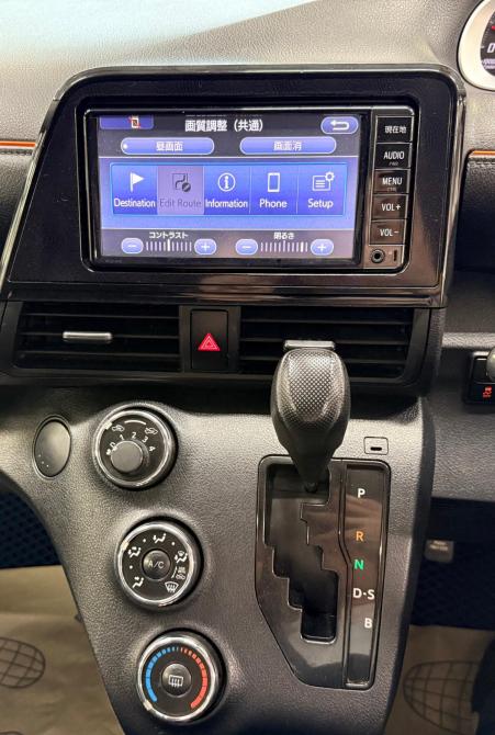 Toyota Sienta II Тюмень  - изображение 12