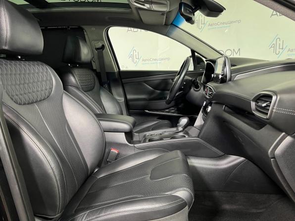 Hyundai Santa Fe IV с пробегом 2018 года, цена 2 597 000 рублей, 175784 км, внедорожник, Автокод Объявления