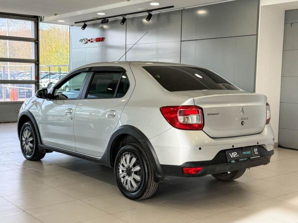 Renault Logan II Рестайлинг с пробегом 2018 года, цена 785 000 рублей, 253252 км, седан, Автокод Объявления