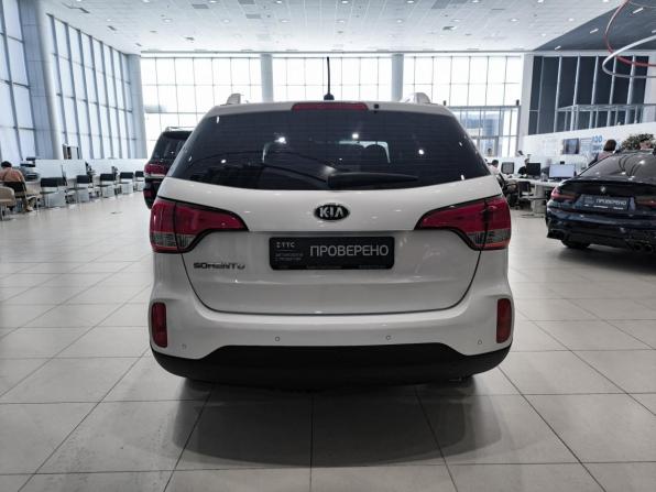 Kia Sorento II Рестайлинг с пробегом 2018 года, цена 1 910 000 рублей, 162000 км, внедорожник, Автокод Объявления
